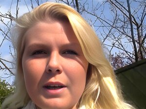 Une blonde danoise se fait baiser