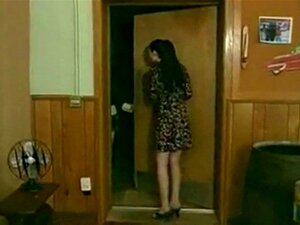 Misty Mundae - Scène lesbienne vampire