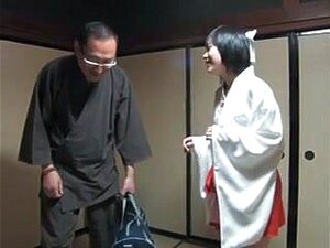 Plongez dans l'art du bondage japonais et succombez à vos désirs les