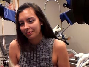  La tromperie du docteur  obtient une belle fille amérindienne prise