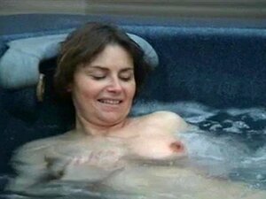 Elaine Very Hot French Nade Amateur (2008)