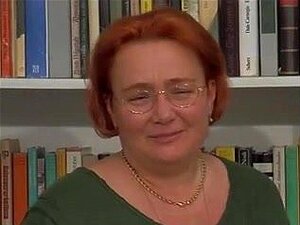 grosse belle femme rousse