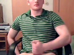 En frottant mon mec gay dans une vidéo de sexe, je suis un homme sexy