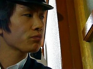 Une MILF japonaise apprécie le sexe torride