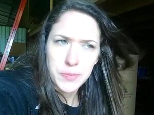 Fumée rapide, petits seins, putain de froid !!!