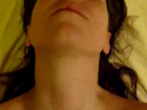 femme réalise son fantasme et baise un inconnu