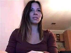 Femme mariée montre ses merveilleux Whoppers, comme un dit