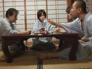 Fabuleuse pute japonaise dans une pipe exotique, doigtage vidéo JAV