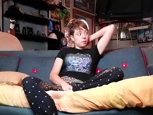 cutie est filmé en train de se masturber