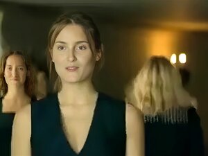 Des Françaises Montrent Leurs Vagins Lors D'Une Audition Au Casting