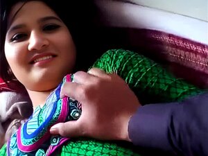 Tante indienne pour plus de vidéos rejoignez notre chaîne telegram