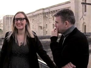 Pornstar chaude en anal et éjaculation