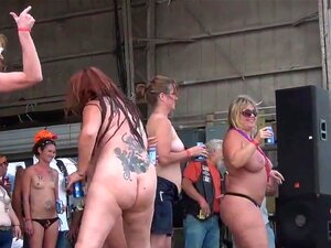 Concours de rallye de body biker chaud en algona iowa