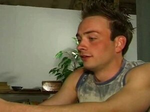 La chaude prof MILF baise son élève