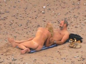 Perdez-vous dans la passion du passé ! Nos bébés de plage vintage